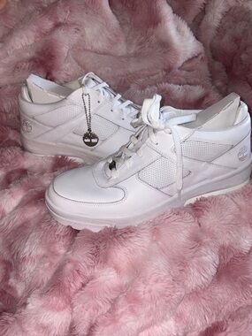 TIMBERLAND Athletic White Sneakers Mens Boots Silver Label Shoes, Never Worn
